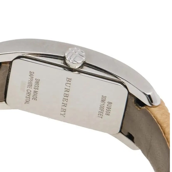 Women’s Burberry watch - Picture 4 of 9